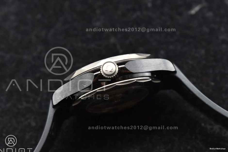 Rubber Black GoAnywhere Seamaster 300M 1081 Diver VSF A Edition Strap PVD Best Black Dial on 0517